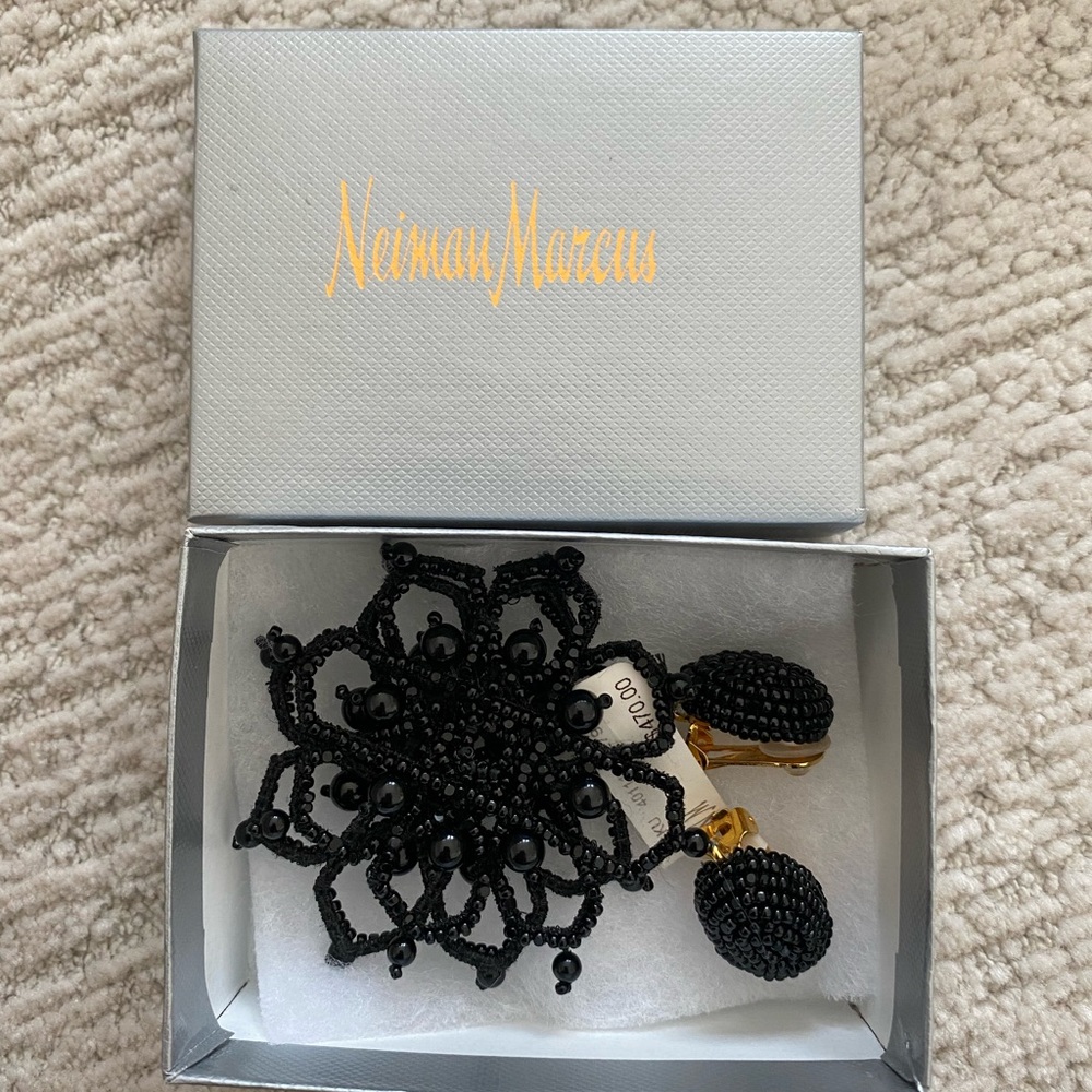 Oscar De La Renta earrings